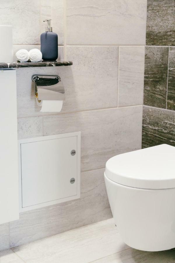 Izu Home Рига Экстерьер фото